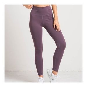 SOLD. Flexxfit Purple/Mauve Leggings Size: XS.